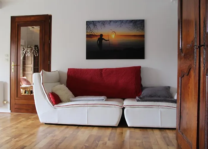 Charmant Appartement Entoure De Nature Et De Calme